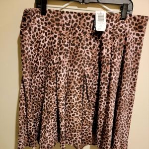 Torrid size 1 animal print skirt.